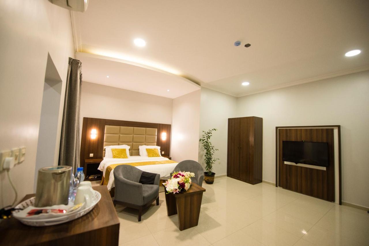 Al Nakhla Aparthotel al-Hufuf Exteriör bild